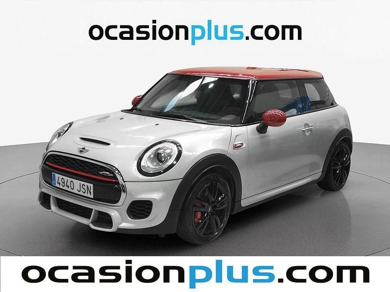 Usado Mini John Cooper Works 231 CV (169 kW) 2016 Gris plata Utilitario