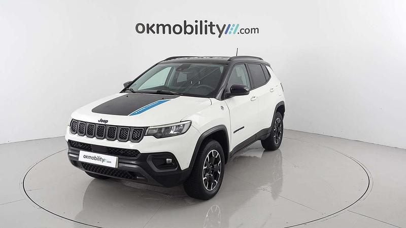 Usado Jeep Compass Trailhawk 241 CV (177 kW) 2022 Blanco SUV