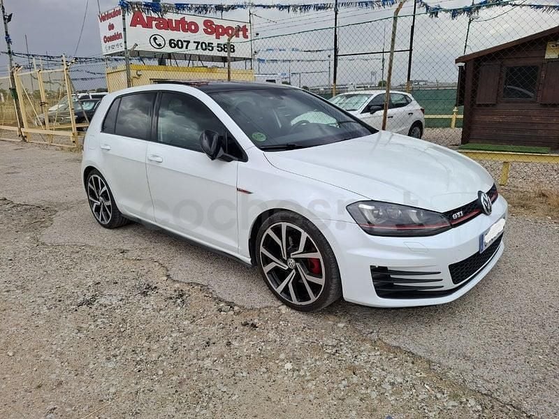 Usado VW Golf VII GTI 220 CV (161 kW) 2013 Blanco Berlina