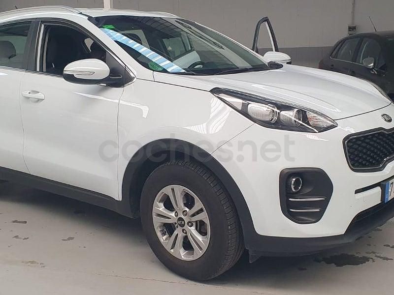 Usado Kia Sportage 115 CV (84 kW) 2017 Blanco SUV