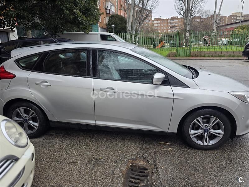 Usado Ford Focus Titanium 125 CV (91 kW) 2014 Blanco Berlina