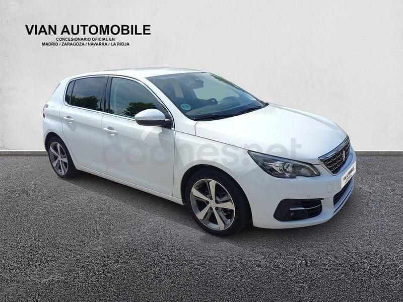 Usado Peugeot 308 Allure 130 CV (95 kW) 2018 Blanco Berlina