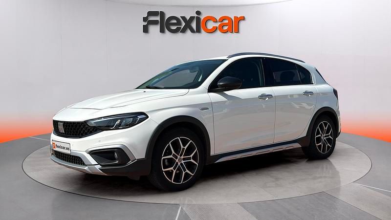 Usado Fiat Tipo 101 CV (74 kW) 2021 Blanco Familiar