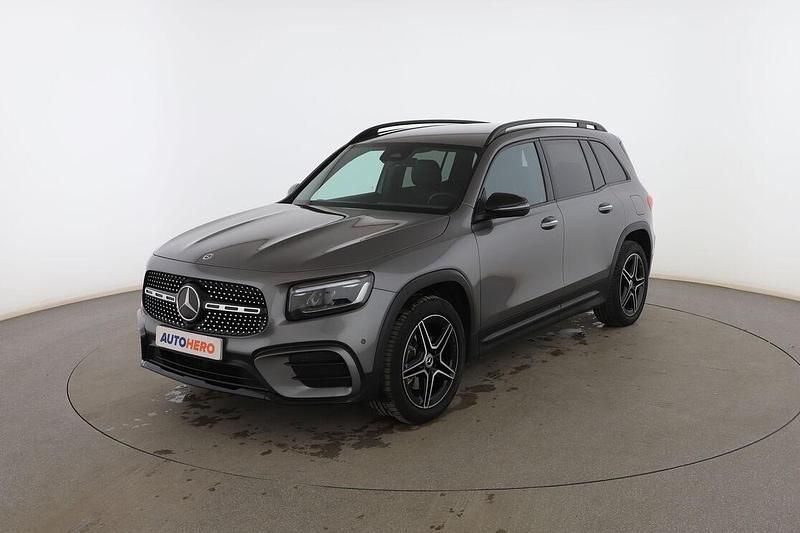 Gris Usado 2024 Mercedes GLB200 AMG line SUV | 44.999 € (Precio justo) - Imagen 1/3