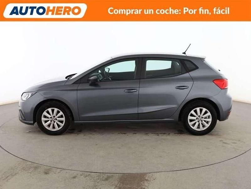 Usado Seat Ibiza Style 90 CV (66 kW) 2018 Gris Utilitario