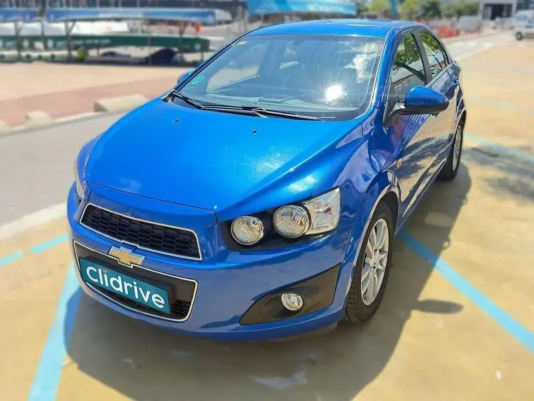 Usado Chevrolet Aveo LTZ 101 CV (74 kW) 2013 Azul Berlina
