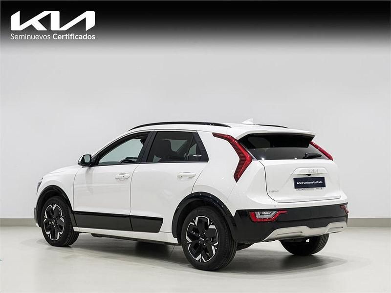 Usado Kia e-Niro 150 kW (204 CV) 2022 Blanco SUV