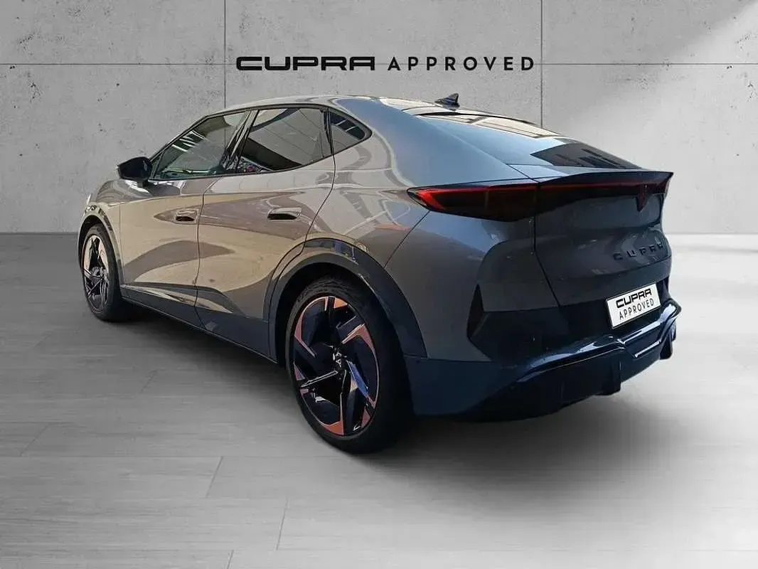 Usado Cupra Tavascan VZ 250 kW (340 CV) 2024 Gris SUV