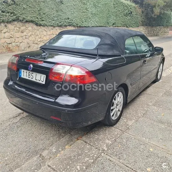 Usado Saab 9-3 Linear 150 CV (110 kW) 2007 Negro Descapotable