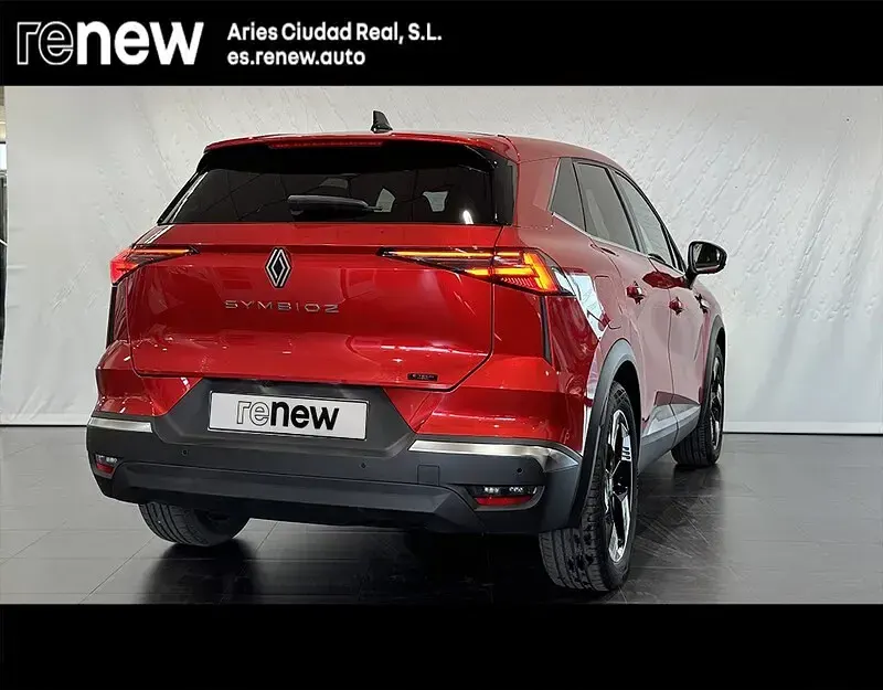 Usado Renault Symbioz Techno 145 CV (106 kW) 2025 Rojo SUV