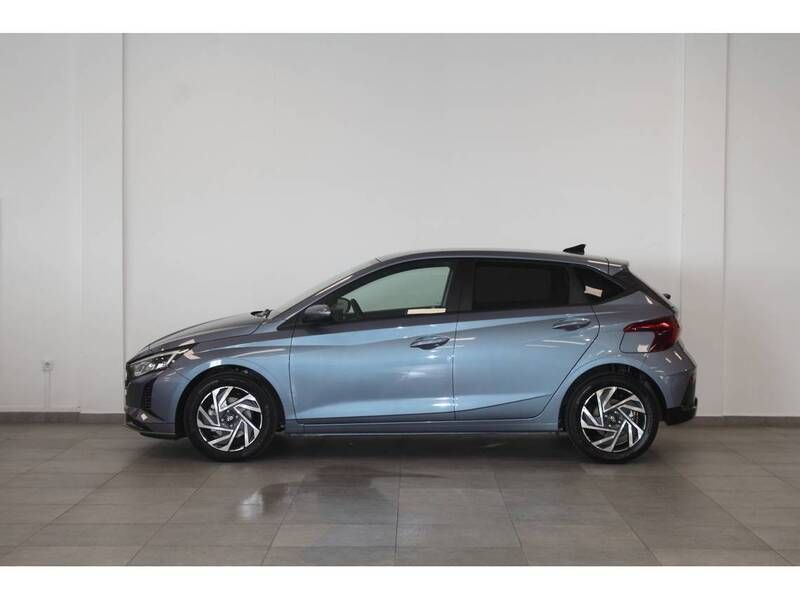 Usado Hyundai i20 101 CV (74 kW) 2024 Azul Berlina