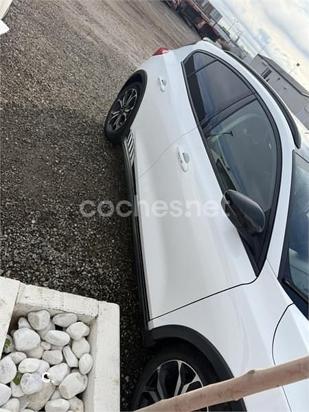 Usado Ford Focus Active 120 CV (88 kW) 2020 Blanco Berlina