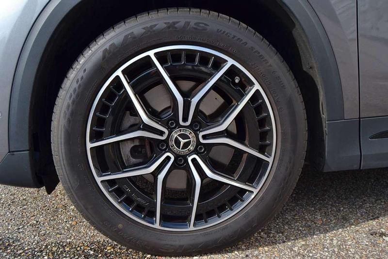 Usado Mercedes EQA350 214 kW (292 CV) 2022 Gris SUV