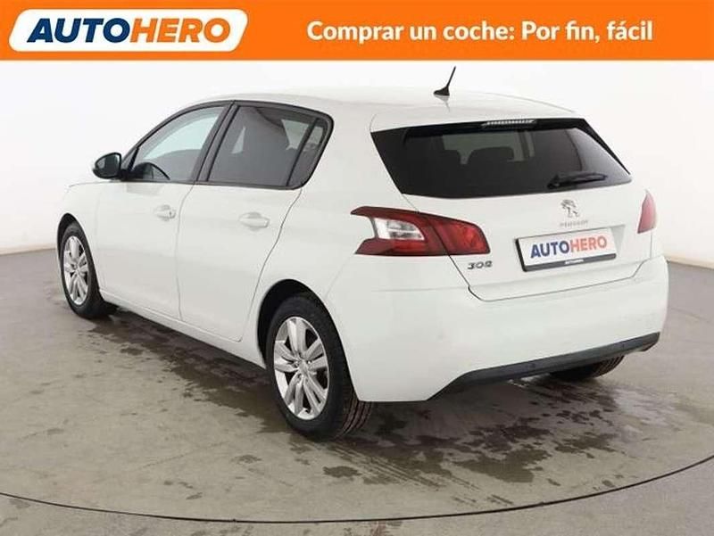 Usado Peugeot 308 Style 110 CV (80 kW) 2016 Blanco Utilitario