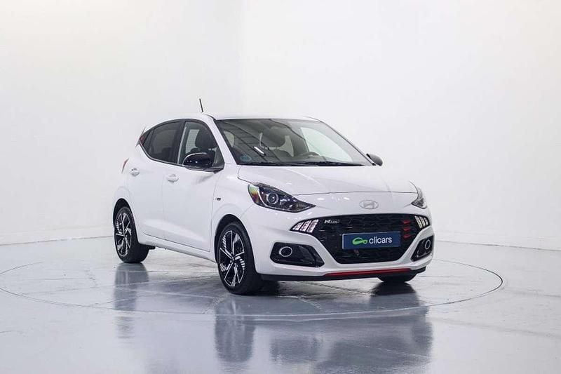 Usado Hyundai i10 N Line 84 CV (61 kW) 2024 Blanco Utilitario