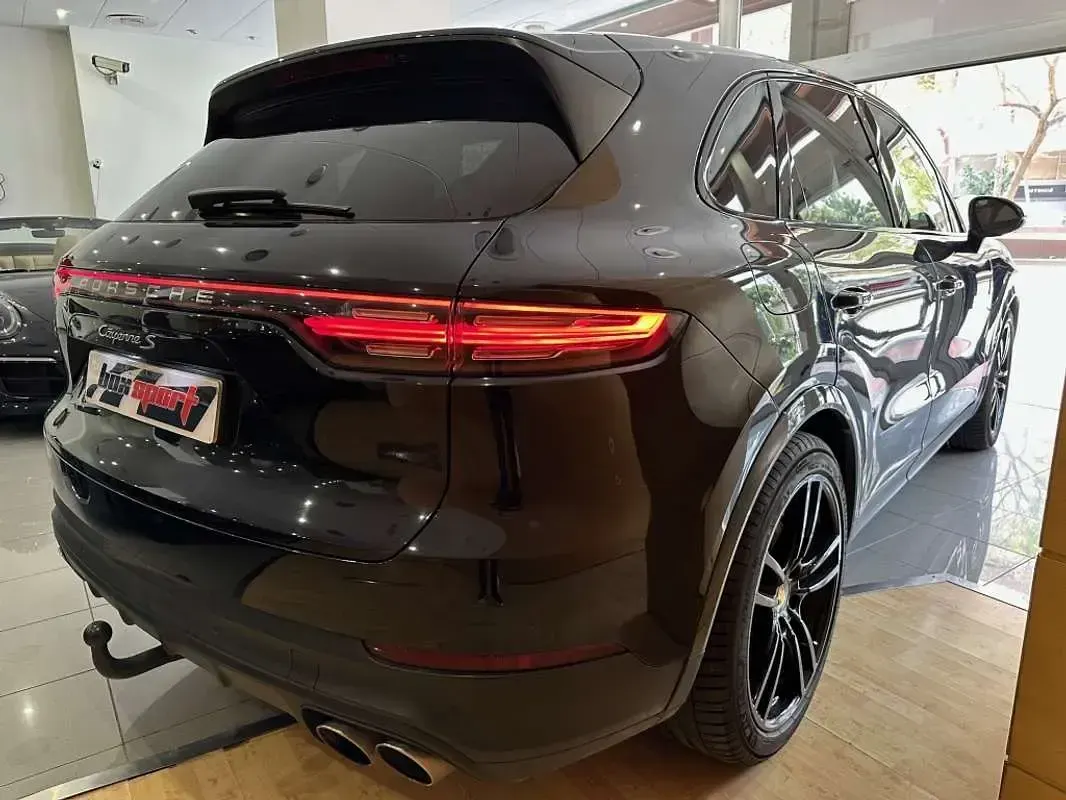 Usado Porsche Cayenne S 441 CV (324 kW) 2018 Negro SUV