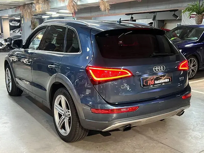 Usado Audi Q5 S-Line 225 CV (165 kW) 2015 Azul SUV