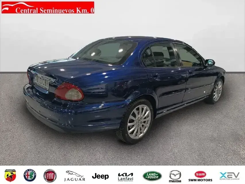 Usado Jaguar X-type Executive 131 CV (96 kW) 2004 Azul Berlina