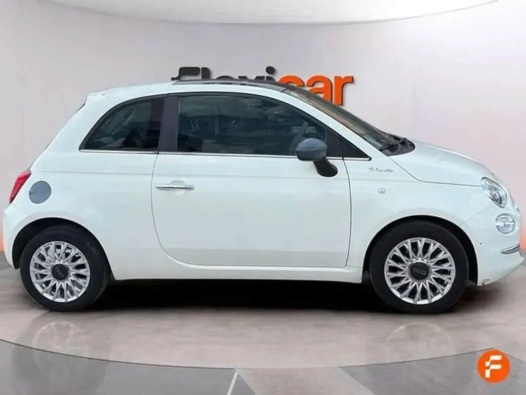 Usado Fiat 500 Dolcevita 71 CV (52 kW) 2023 Amarillo Berlina