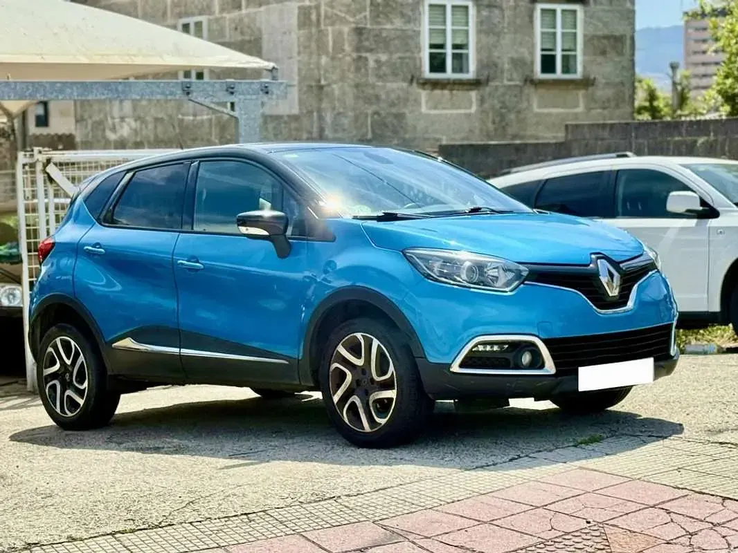 Usado Renault Captur 90 CV (66 kW) 2015 Azul SUV