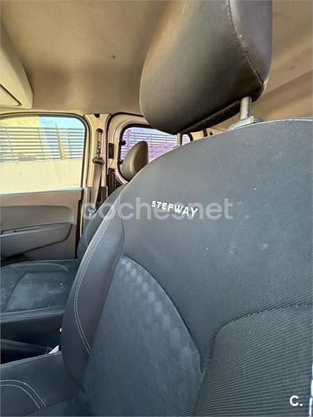 Usado Dacia Dokker Stepway 90 CV (66 kW) 2015 Blanco Monovolumen