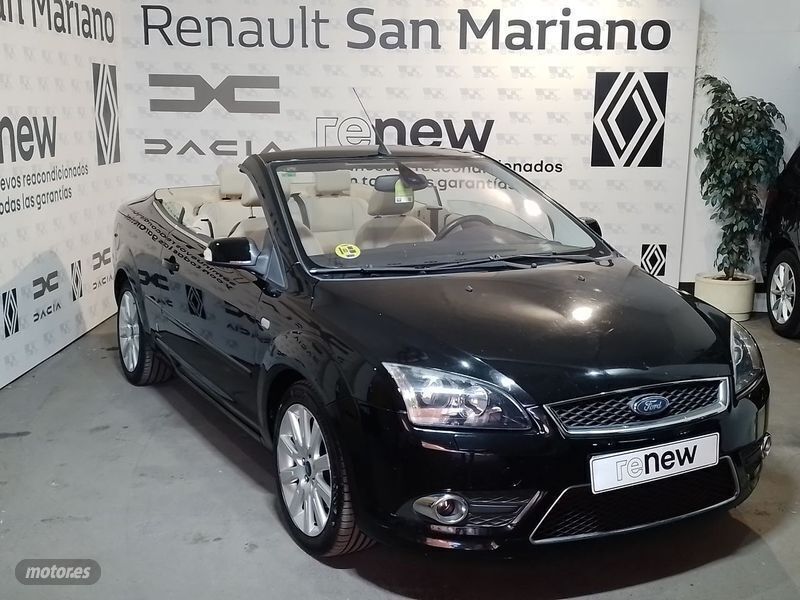 Usado Ford Focus Cabriolet Titanium 136 CV (100 kW) 2008 Negro Descapotable