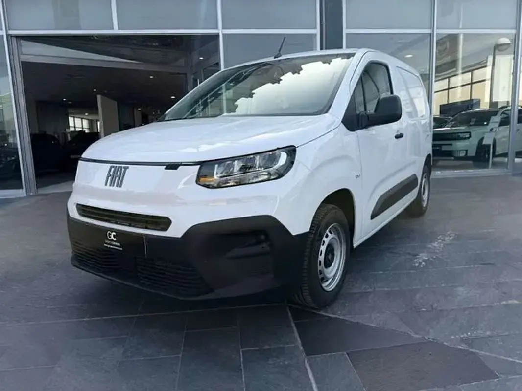 Nuevo Fiat Doblò 102 CV (75 kW) 2025 Blanco Monovolumen