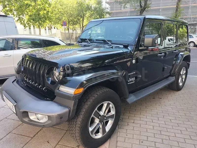 Usado Jeep Wrangler Sahara 200 CV (147 kW) 2020 Negro SUV