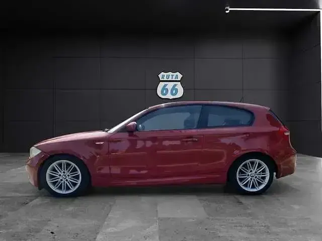 Usado BMW 118 Shadowline 143 CV (105 kW) 2008 Rojo Utilitario