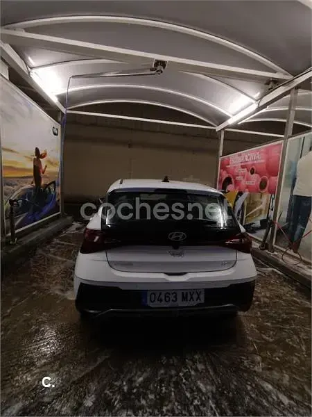 Usado Hyundai i20 84 CV (61 kW) 2025 Blanco Utilitario