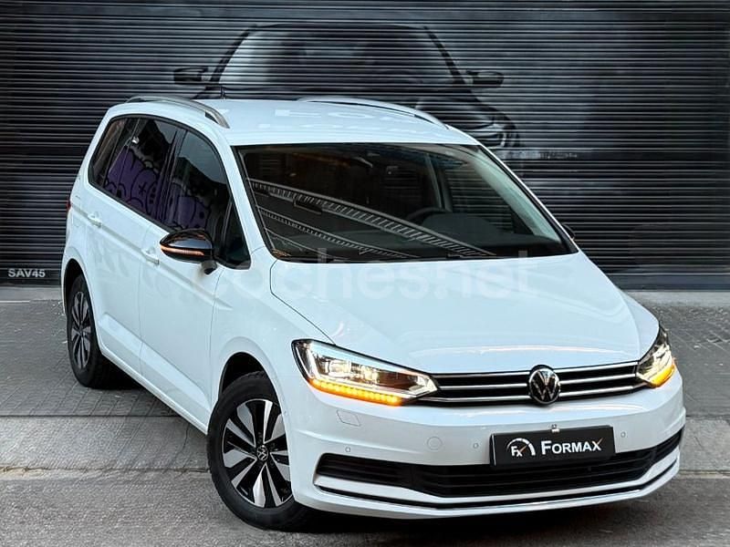 Blanco Usado 2025 VW Touran Life Monovolumen | 39.900 € (Caro) - Imagen 1/4