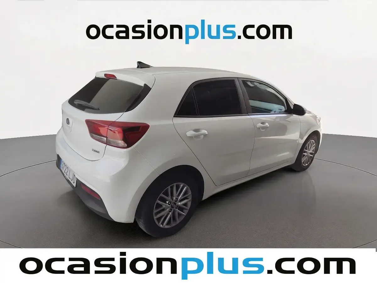 Usado Kia Rio 101 CV (74 kW) 2020 Blanco Utilitario