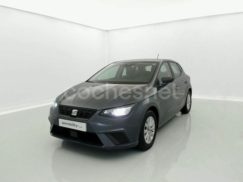 Gris / plata Usado 2023 Seat Ibiza Style Berlina | 13.990 € (Precio justo) - Imagen 1/4