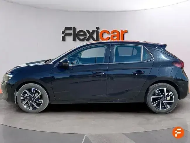 Usado Opel Corsa 100 CV (73 kW) 2024 Negro Utilitario