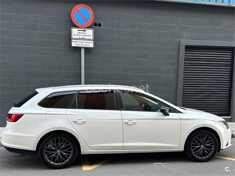 Usado Seat Leon ST CONNECT 110 CV (80 kW) 2016 Blanco Familiar