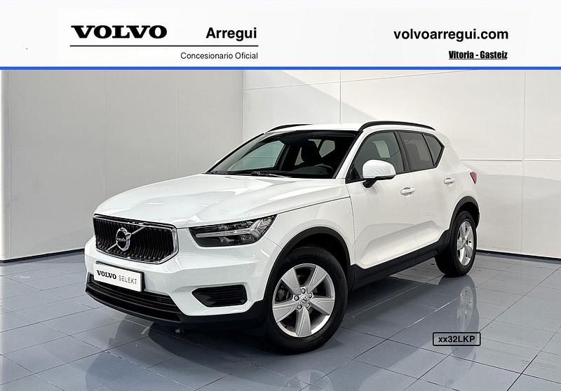 Blanco Usado 2020 Volvo XC40 Momentum SUV | 23.500 € (Un poco caro) - Imagen 1/4