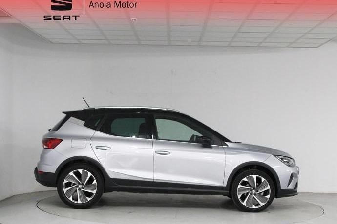 Usado Seat Arona FR 110 CV (80 kW) 2022 SUV