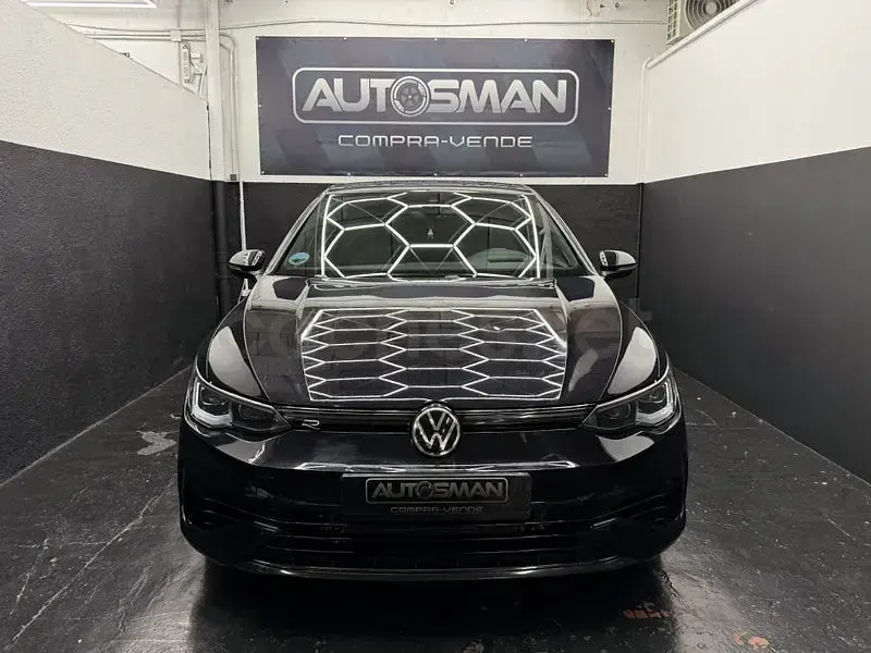 Usado VW Golf VIII R 320 CV (235 kW) 2021 Negro Berlina