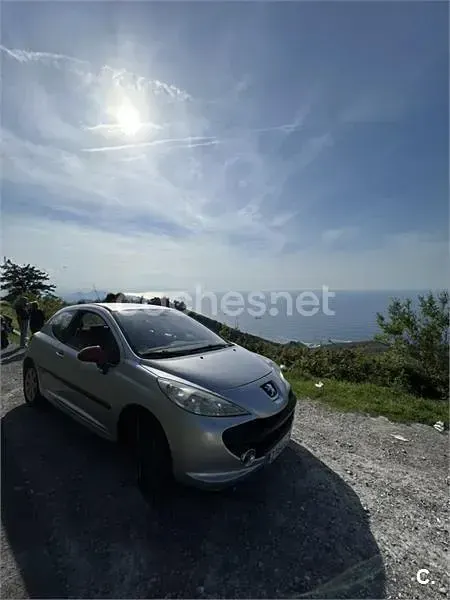 Usado Peugeot 207 Sport 120 CV (88 kW) 2008 Gris / plata Berlina