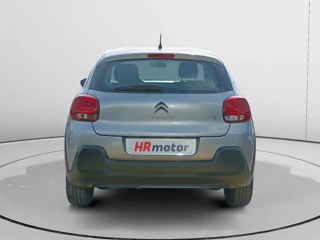 Usado Citroën C3 Feel 110 CV (80 kW) 2019 Gris Utilitario