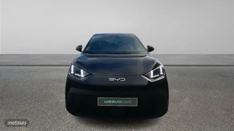 Usado BYD Dolphin Surf Comfort 64 kW (88 CV) 2025 Negro Utilitario