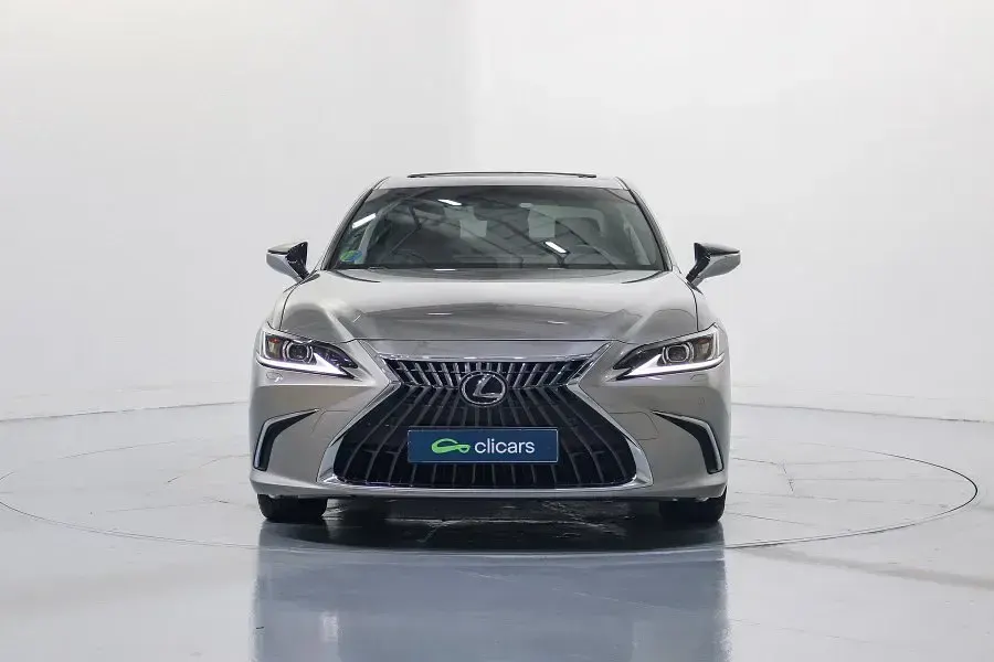 Usado Lexus ES300H 218 CV (160 kW) 2024 Berlina