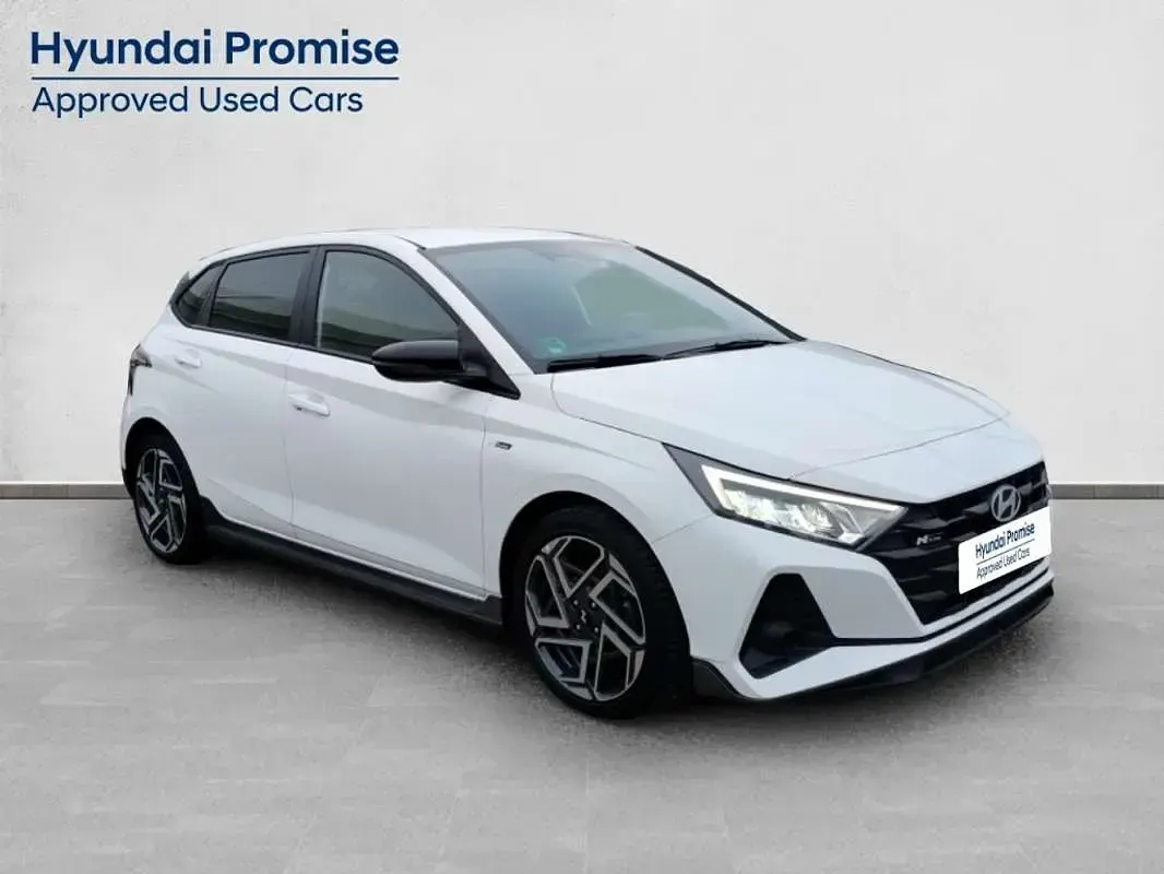 Usado Hyundai i20 N Line 80 CV (58 kW) 2024 Blanco Utilitario