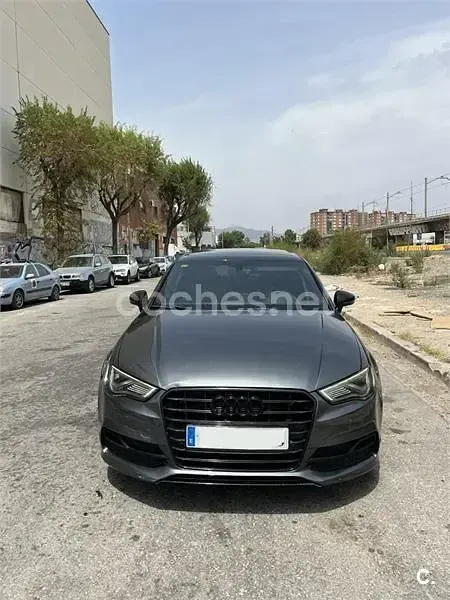 Usado Audi A3 Advanced 184 CV (135 kW) 2015 Gris / plata Berlina