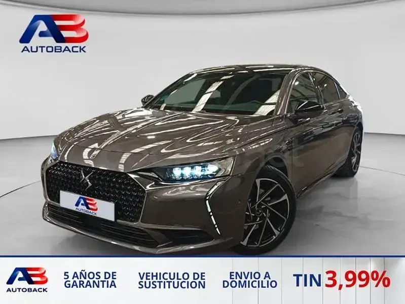 Usado DS Automobiles DS9 Rivoli 250 CV (183 kW) 2023 Grisnegro Berlina
