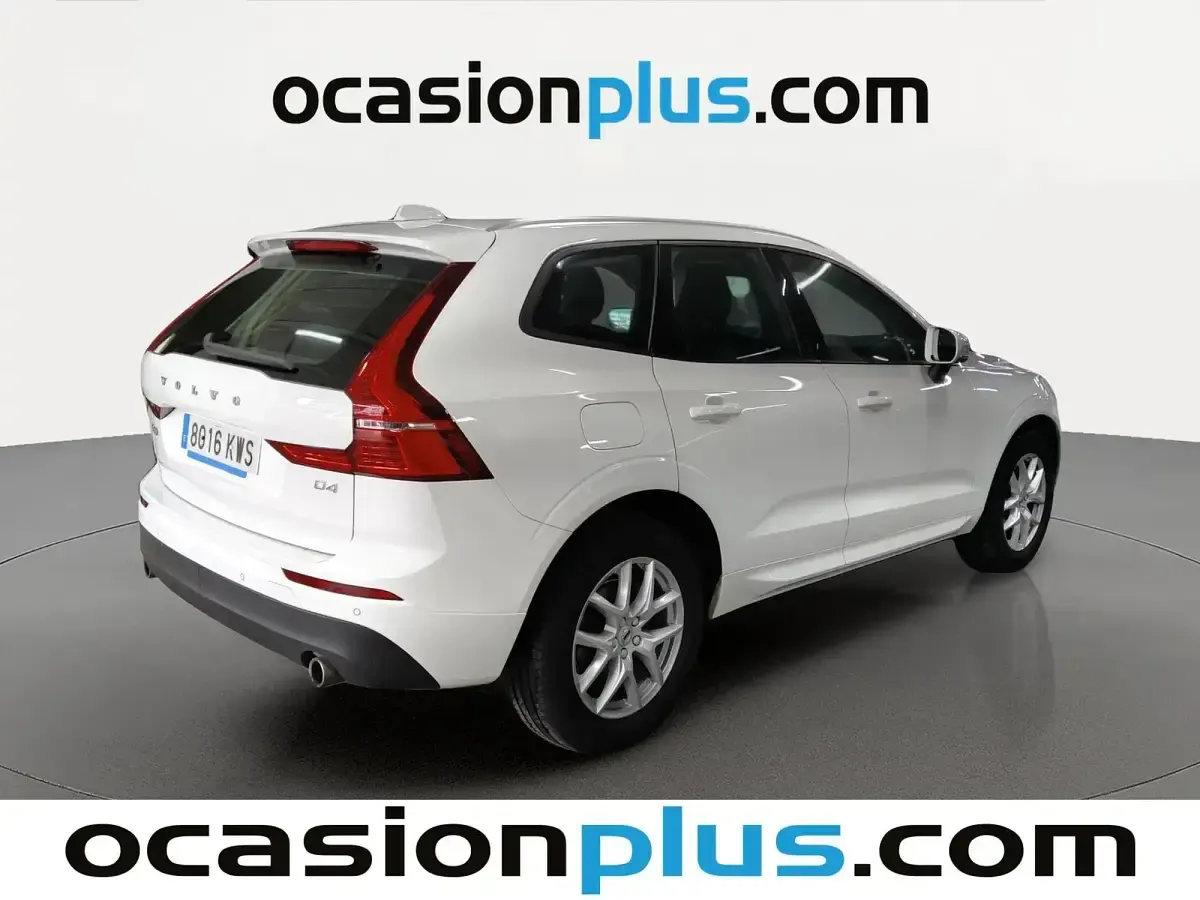 Usado Volvo XC60 Momentum 190 CV (139 kW) 2019 Blanco SUV
