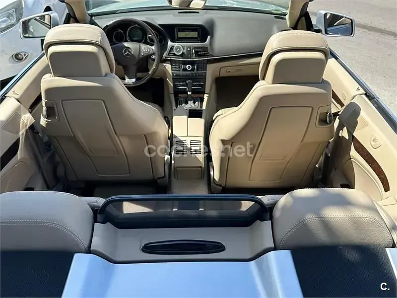 Usado Mercedes E350 Elegance 292 CV (214 kW) 2010 Gris / plata Descapotable