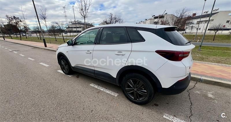 Usado Opel Grandland X Edition 130 CV (95 kW) 2022 Blanco SUV
