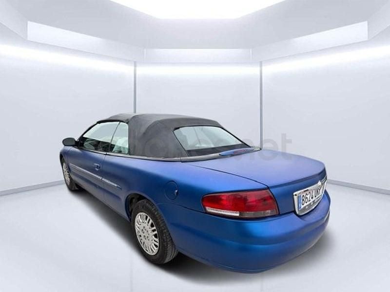 Usado Chrysler Sebring Cabriolet 202 CV (148 kW) 2002 Azul Descapotable