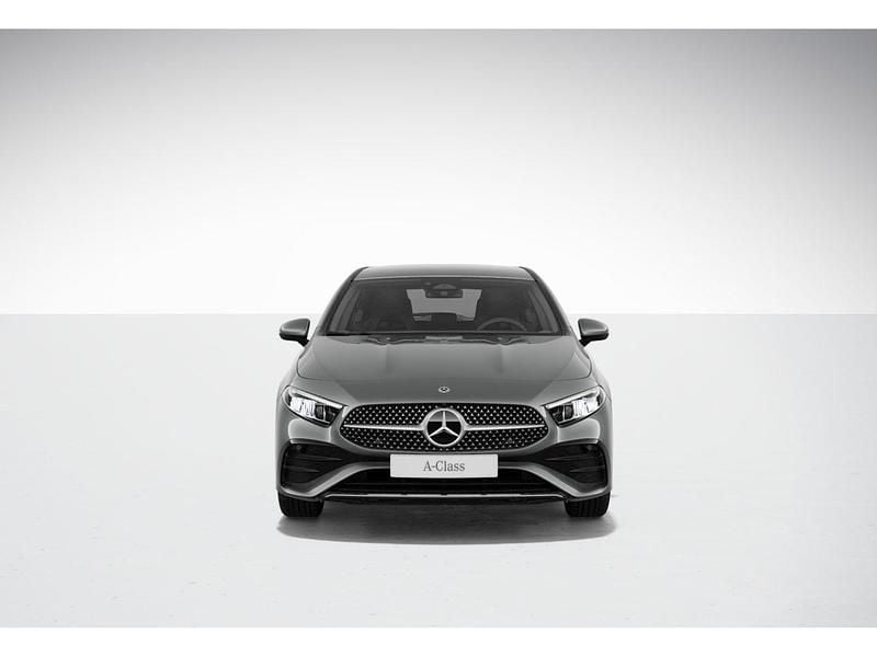 Begagnad Mercedes A200 150 HK (110 kW) 2024 Grå Halvkombi